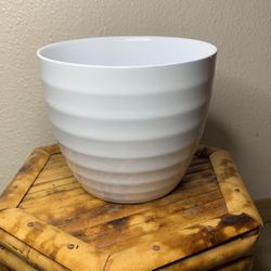 Ceramic Pot 