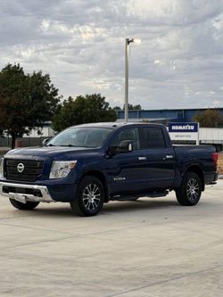 2021 Nissan TITAN