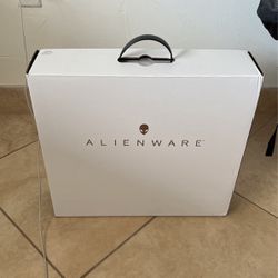 Alienware Box Carrying Case For 15” Laptop