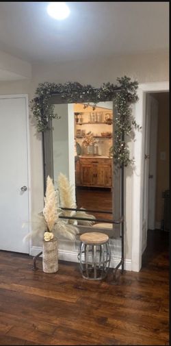 Free Standing Mirror