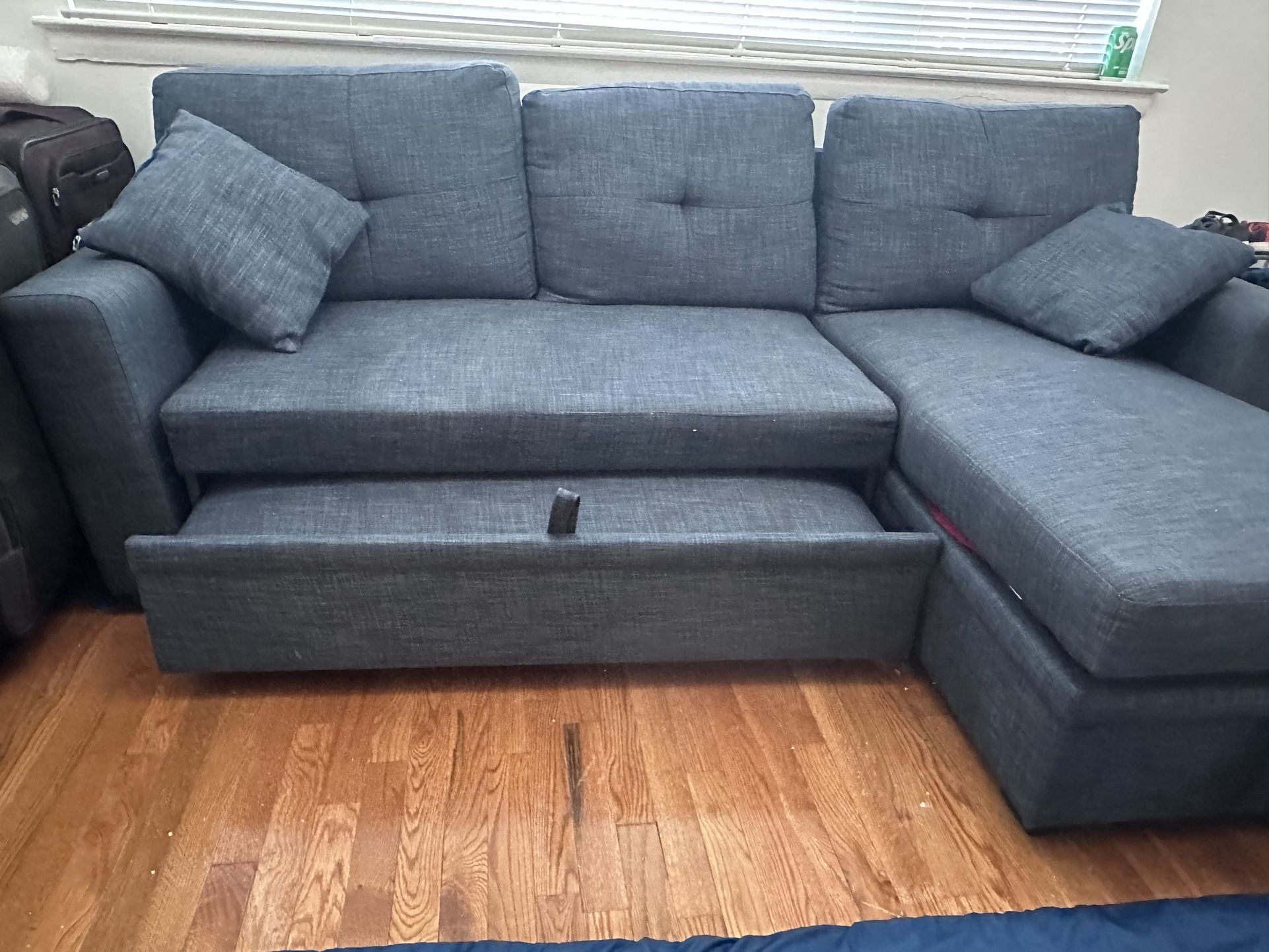 Sem 85.5'' Upholstered Sleeper Sofa