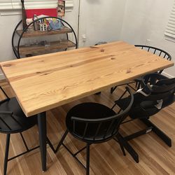 Dining room table
