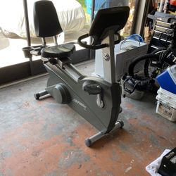 Life Fitness 95Ri Recumbent Bike
