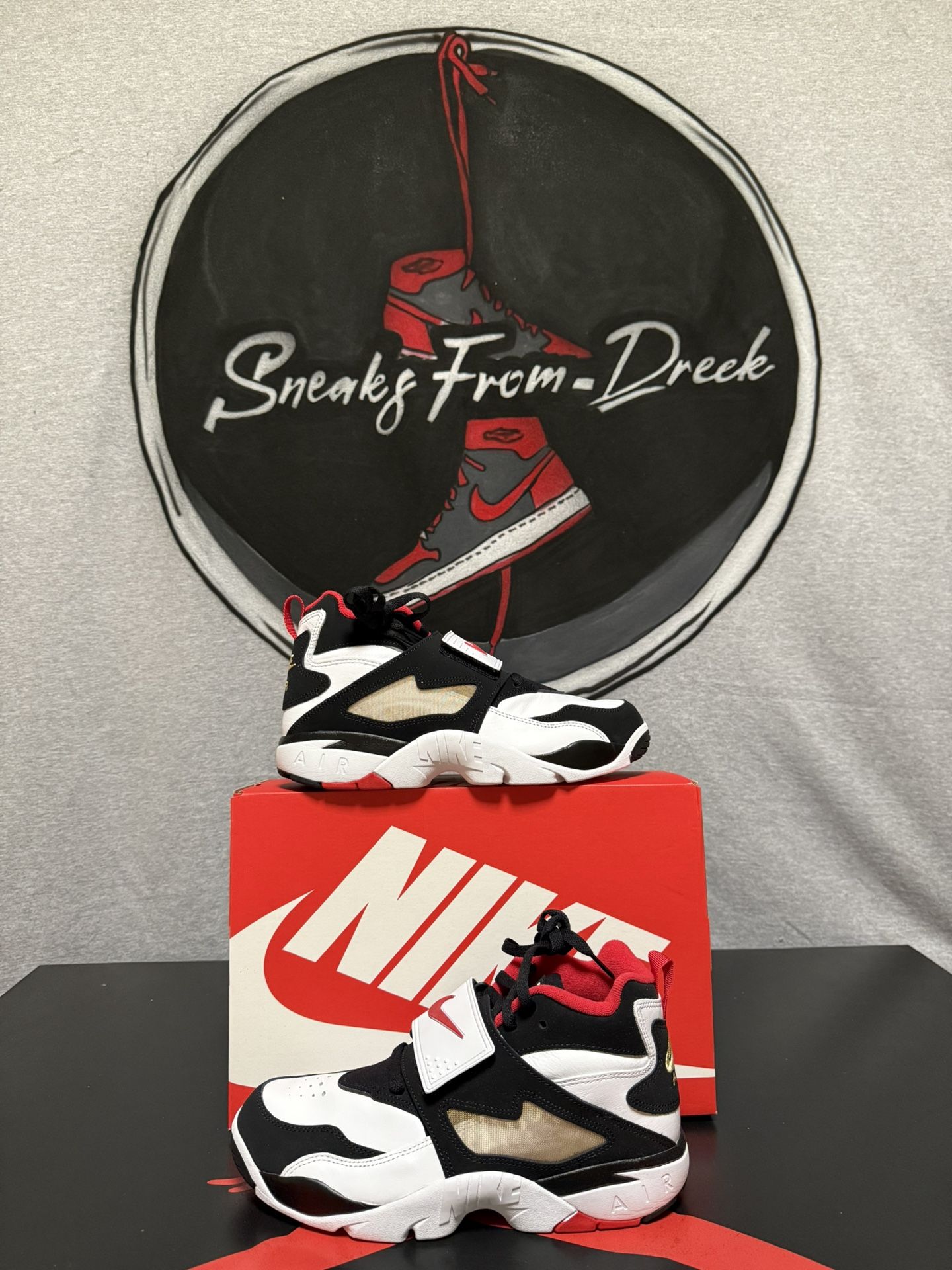Nike Air Diamond Turf 49ers 2025 Men Sz 9.5