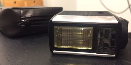 Vivitar Flash Model 252