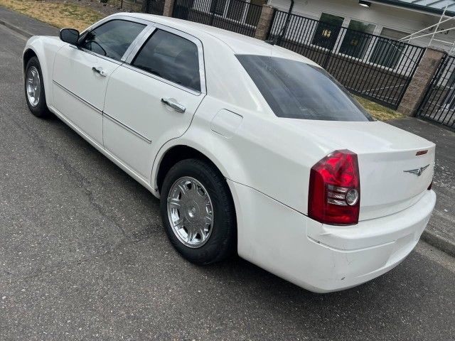 2008 Chrysler 300