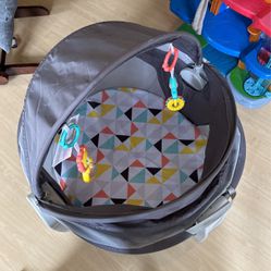 Fisher Price Play Bin On The Go