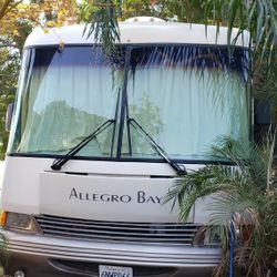 1999 Ford Allegro Bay