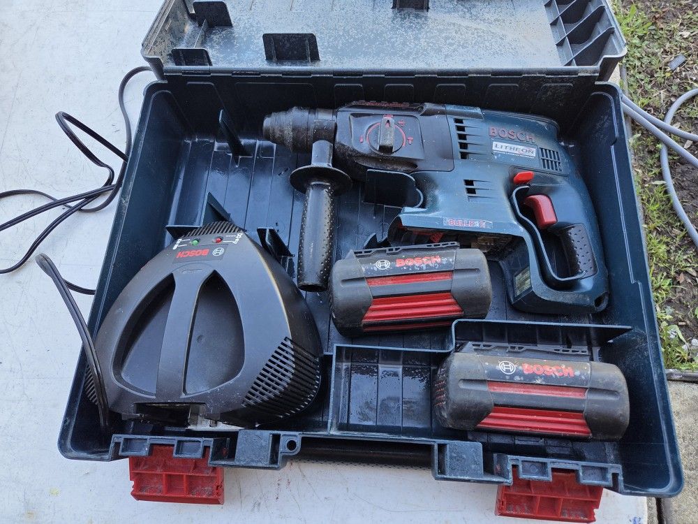 Bosch 36 V Powerhammer. 2 Batteries, Charger & Case