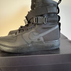 Nike Air Force One Utility