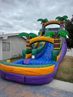 Inflatable bounce house slide
