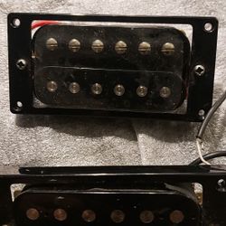 2 Epiphone guitar pick up