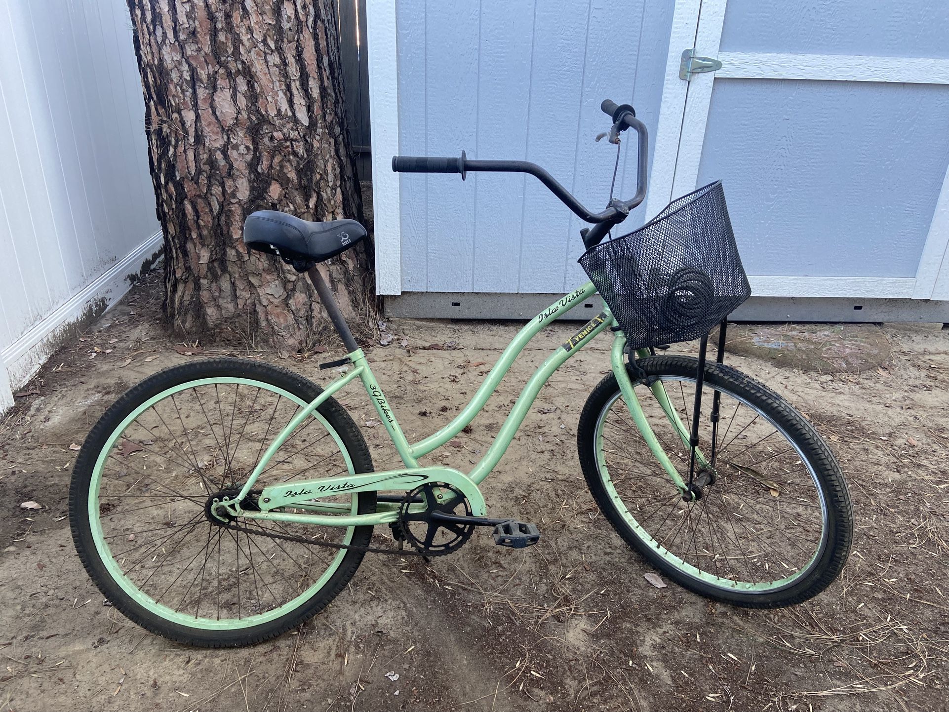 Women’s Isla Vista 3G Beach Cruiser With Basket!