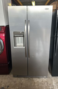 Whirlpool Side-by-Side Counter Depth Refrigerator Fridge Side by Side With Ice and Water
