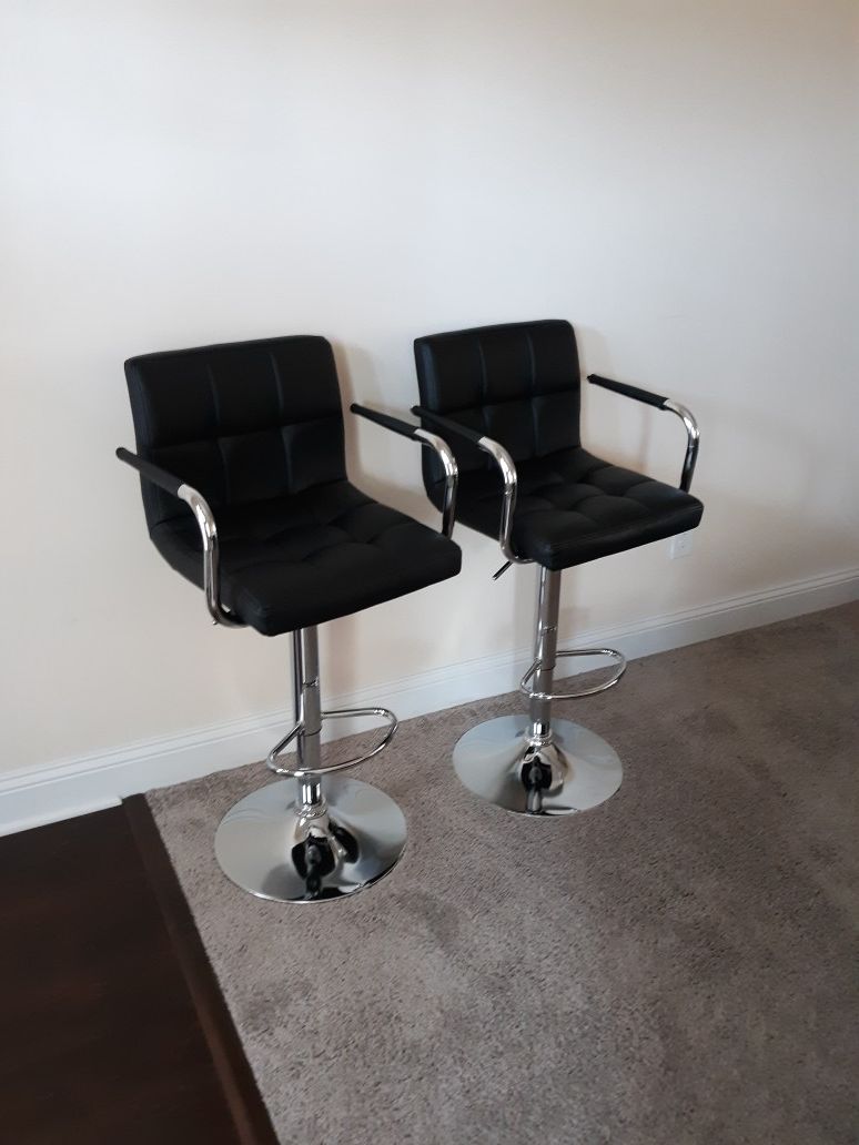 Set of 2 Adjustable Chairs - New!