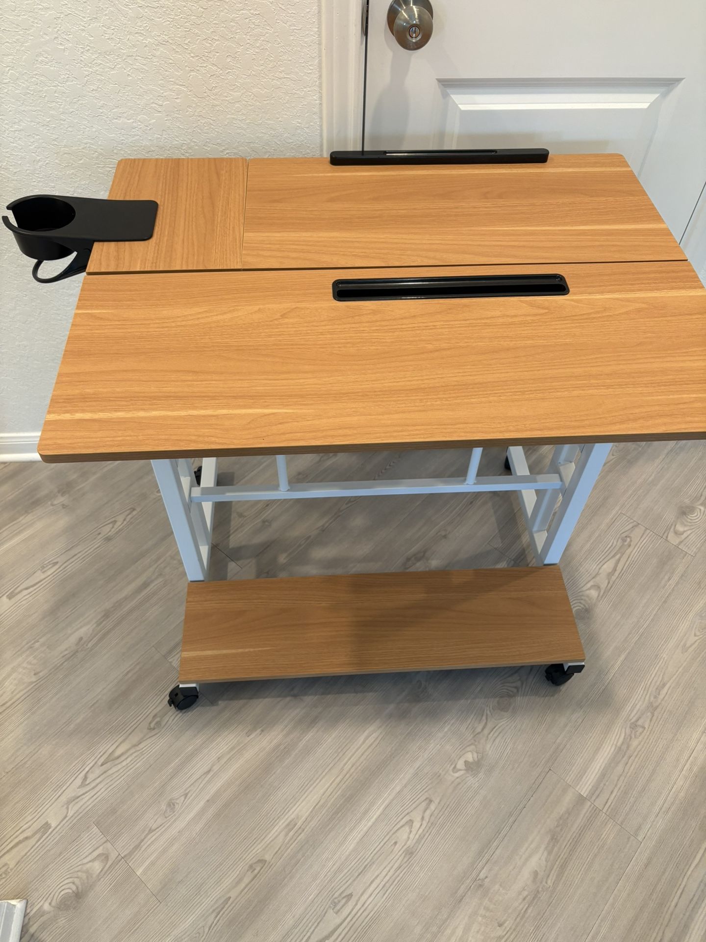 Mobile Standing Desk