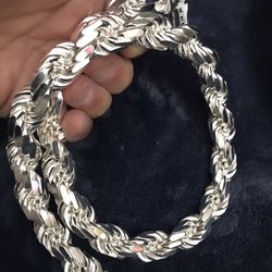Beautiful Brand New 18 mm Rope Chain Diamond Cut Handmade from Italy