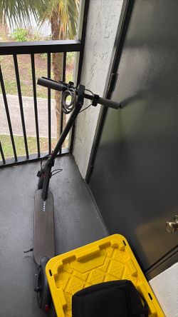 electric scooter