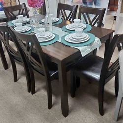 👑 Dining Set 7 Pcs, Brown Color, Leather Cushioned, New In The Box.