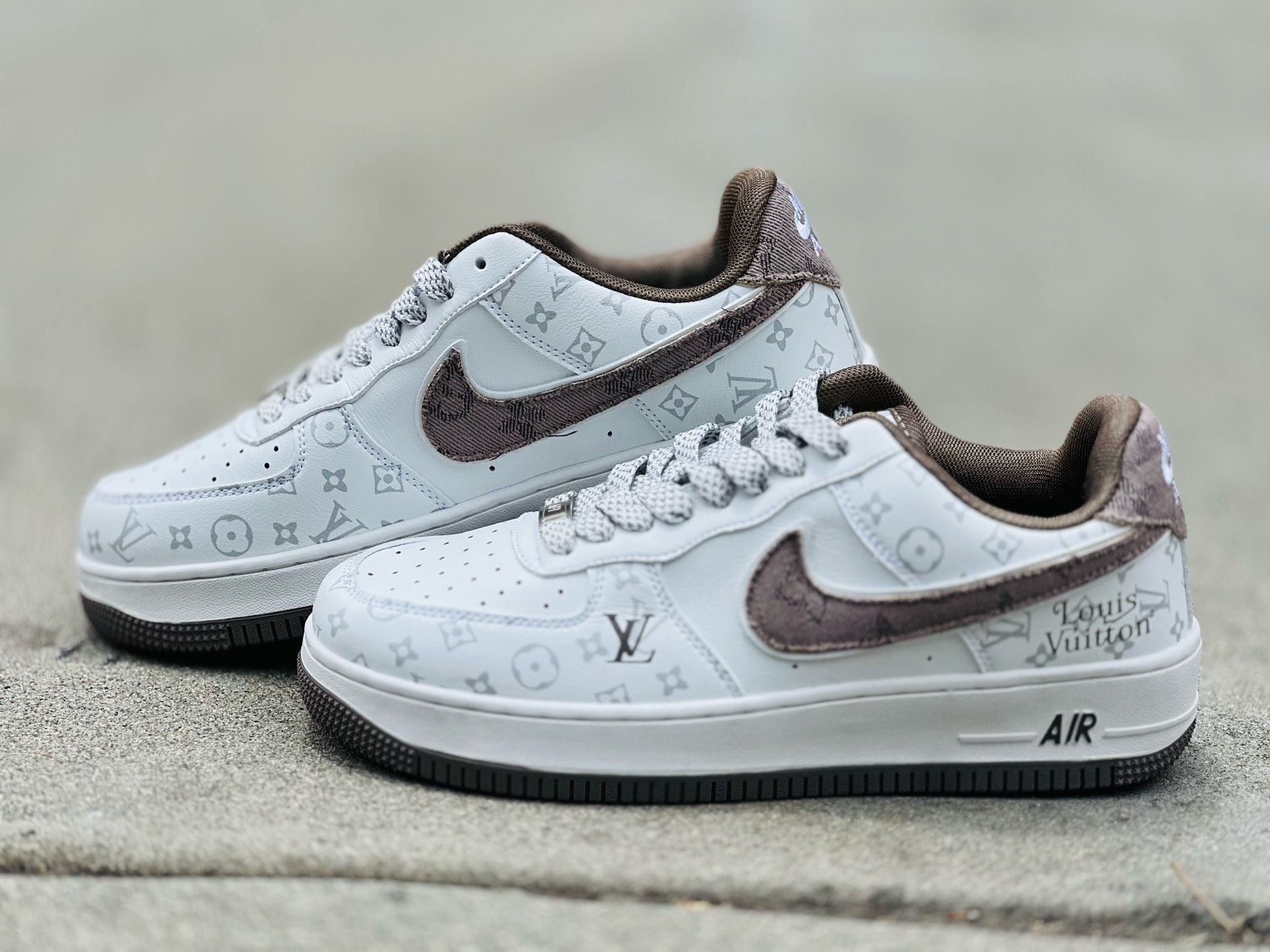 Nike Air Force 1 Low Top White/ Brown Monogram Men's Athletic Sneakers Lace Up
