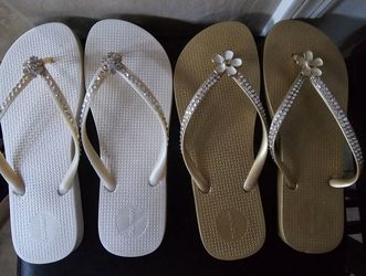 $15Top Quality Rhinestone Flip Flops