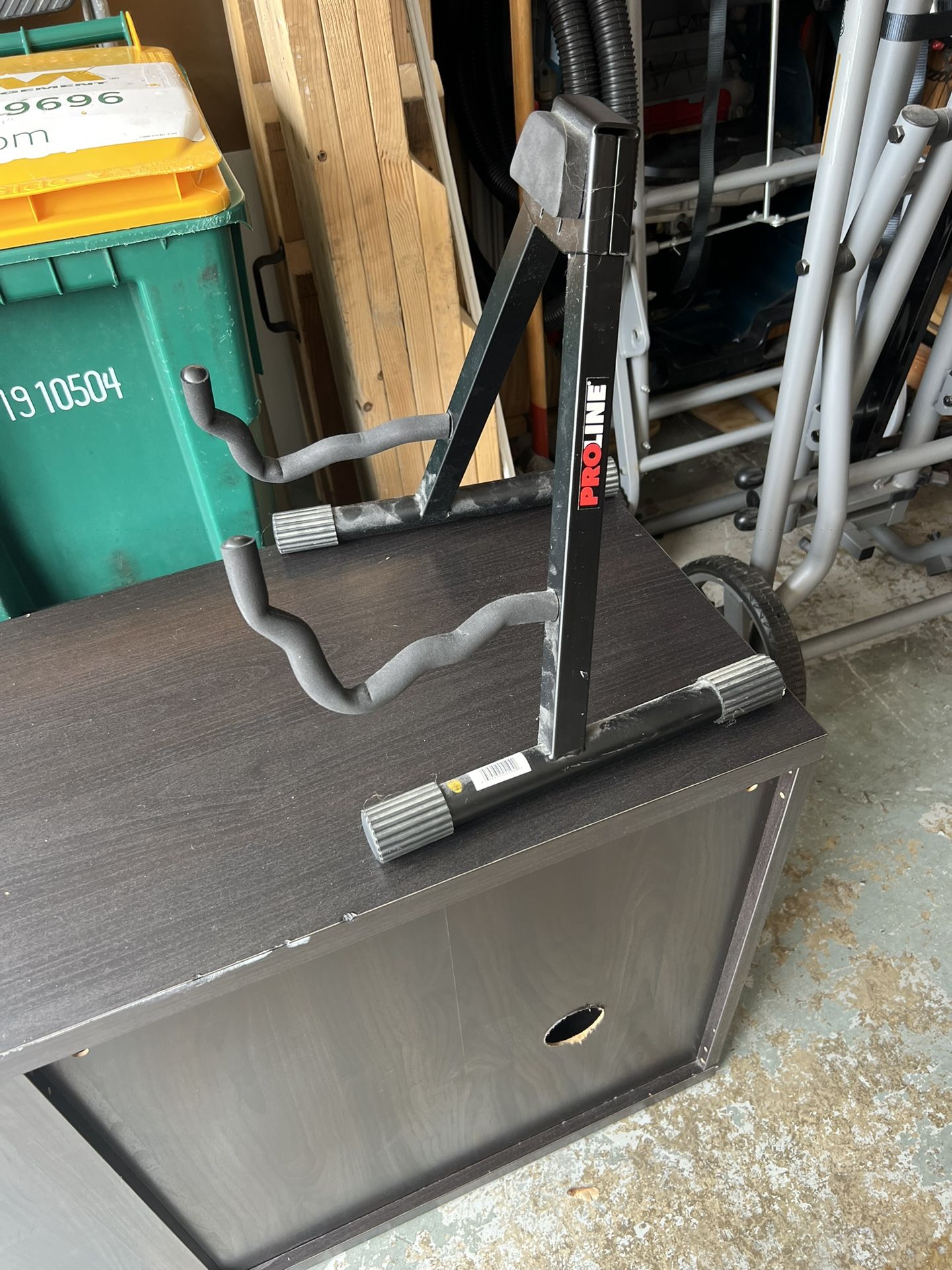 Guitar Stand