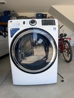 GE UltraFresh Front Load Washing Machine