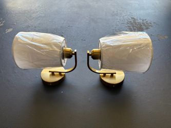 QIANTING Wall Sconces Set of Two, Wireless Sconces with Detachable Bulb and Remote Control, Gold Sconces Wall Decor Set of 2 Suitable for Multi Scene