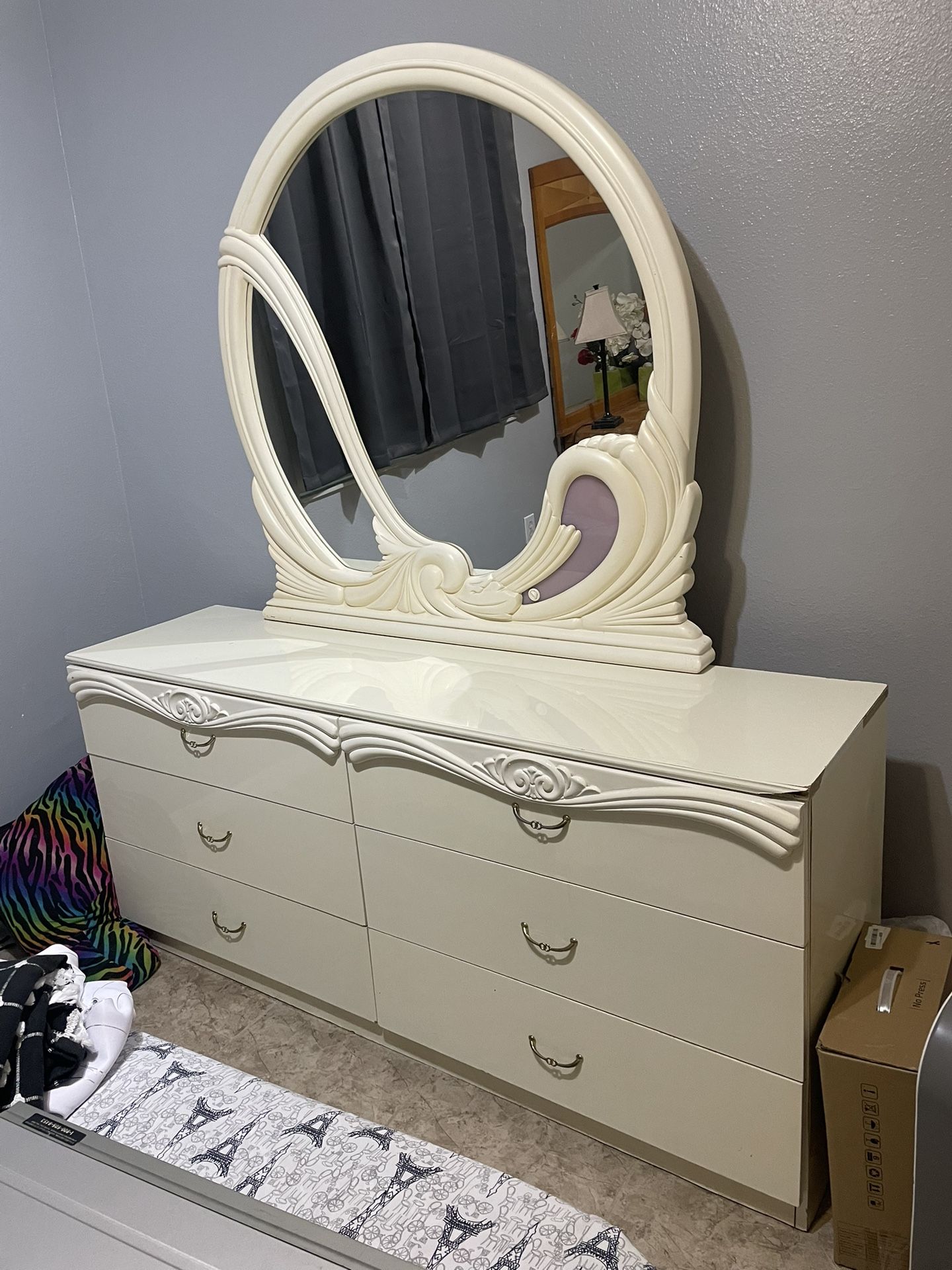 Lacquer mirror and dresser