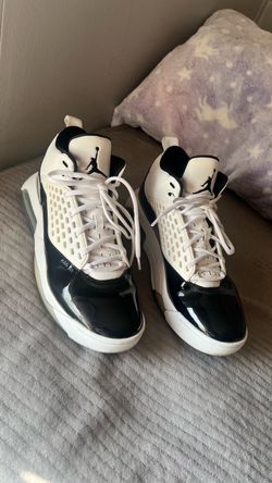 Air Jordan Maxin 200 shoes men size 10.5