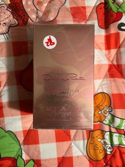 Oscar de la renta women’s perfume