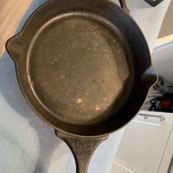 Cast Iron Skillet - Pioneer Woman