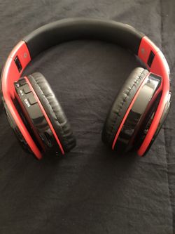 Unknown brand Bluetooth headphones