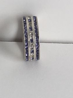 Beautiful Rhinestone Silver Tone Ring Size 6.5