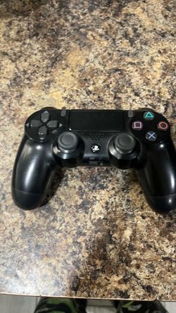 PS4 controller