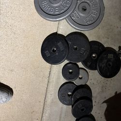 130 lb weight set with brand new barbell