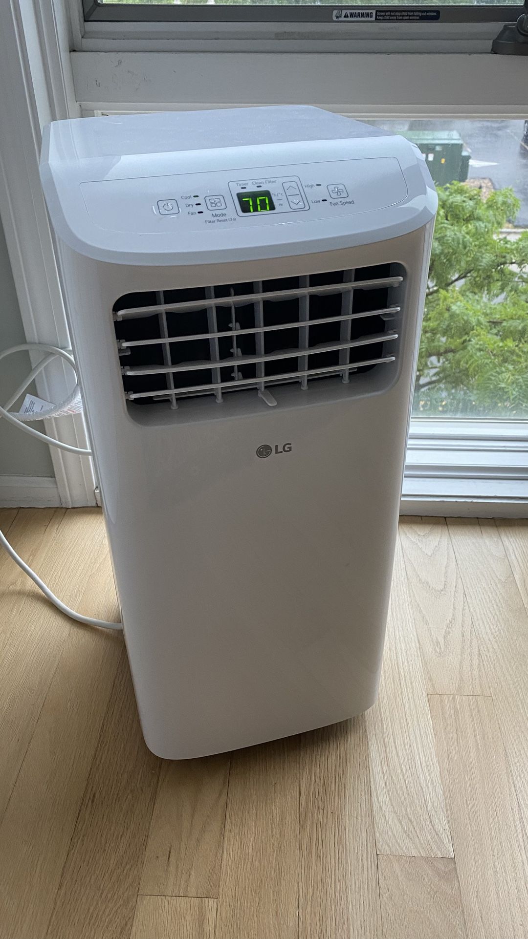 6000 BTU LG Small Room Portable AC With Remote (2 units Available)