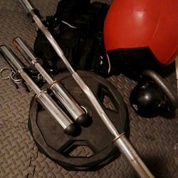 2 Gympak 45lb Weights  Curling Bar And Dumbell Bars With Clips 30lb Kettlebell  8lb Weight Ball Weight Vest