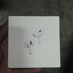 Apple airpods Pro 2nd Generation iPhone 14 Iphone 15 Pro Max Usbc Macbook 