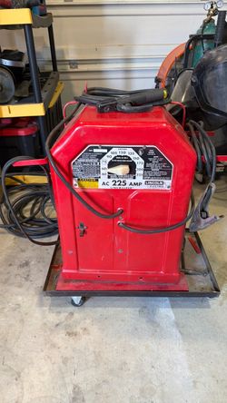 Lincoln Electric AC 225 Amp Arc Welder
