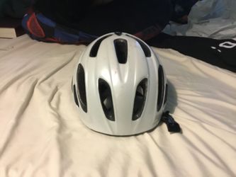 Bicycle helmet:size is adjustable
