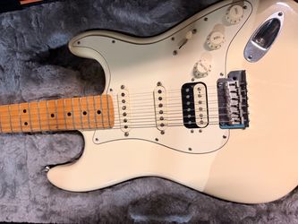 Fender Stratocaster Electric Guitar Olympic White