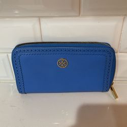 Authentic Tory Burch Wallet  Gently Used