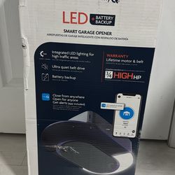 Chamberlain 3/4 HP LED Smart Quiet Belt Drive Garage Door Opener with Battery Backup