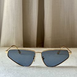 Brand New Authentic FENDI FE40068U Blue & Gold Women Sunglasses