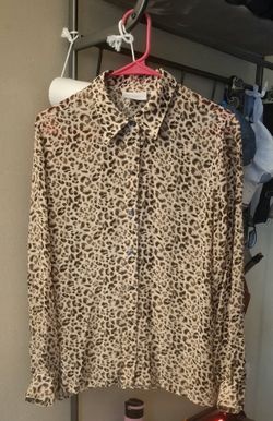 Liz Claiborne Leopard Print Button-Up Blouse – Size M