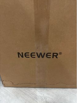 NEEWER brand beauty dish never used