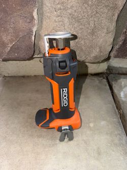 RIDGID R84730B 18V 28000RPM Cordless Drywall Cut-out Tool R180