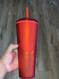 Red Starbuck Cup
