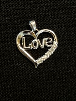 ✨ 💎 10K White Gold Diamond “Love” Heart Pendant 💎 ✨